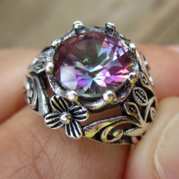 Vintage Style Mystic Topaz Ring - Picture 5 of 6